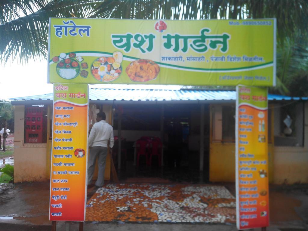 Yash Garden Residency Ganpatipule Exterior foto