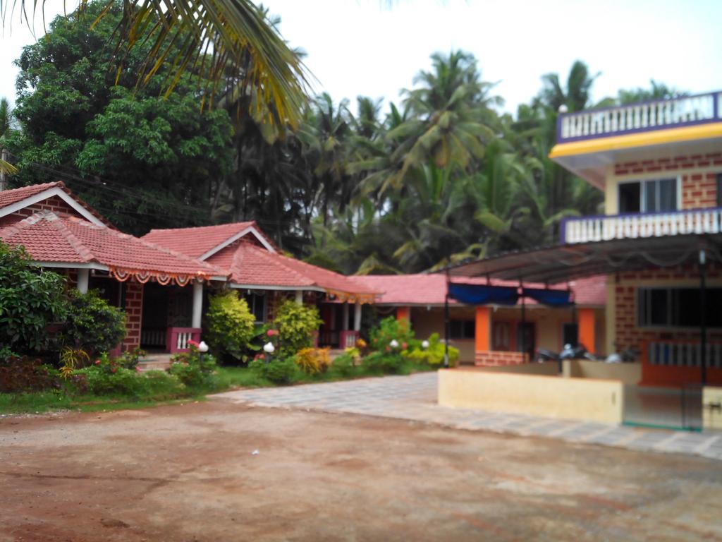 Yash Garden Residency Ganpatipule Exterior foto