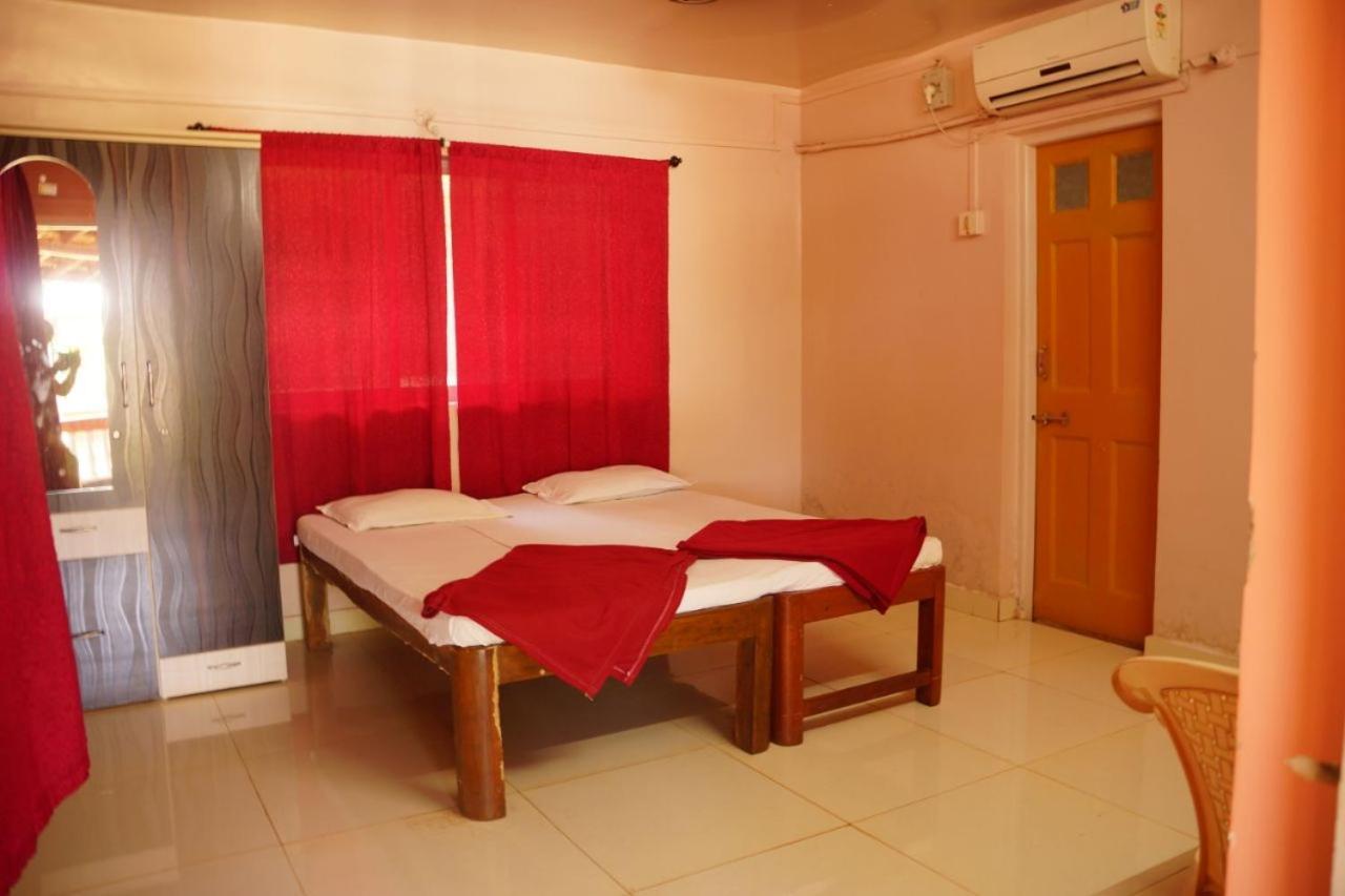Yash Garden Residency Ganpatipule Exterior foto